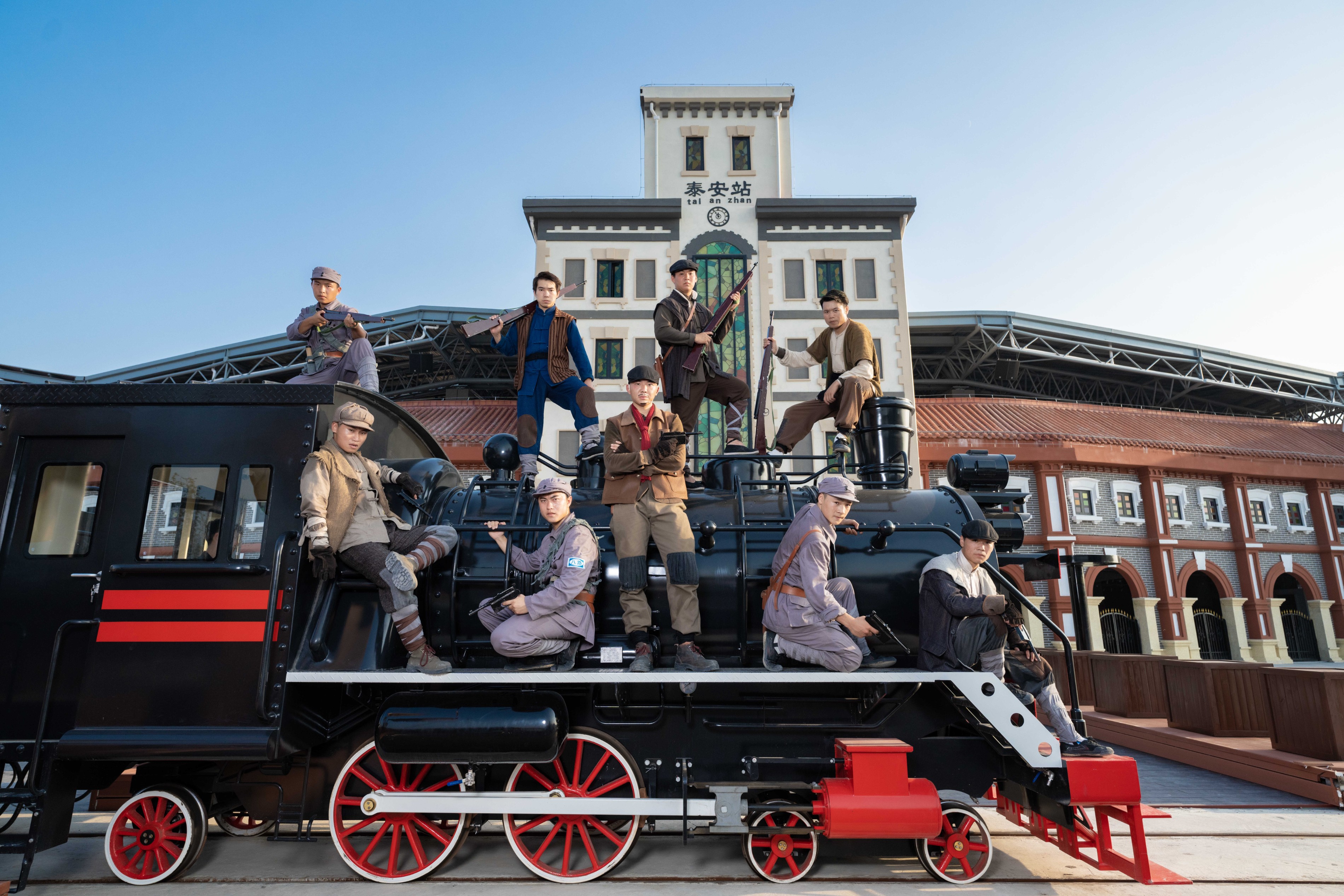 看完電影《鐵道英雄》，還不夠！