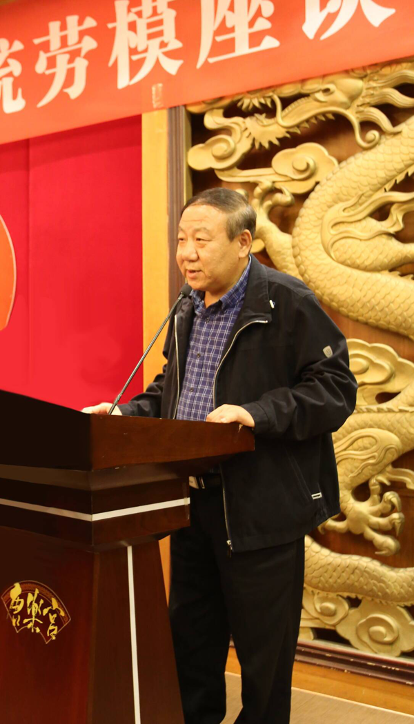 省市勞模同迎五一共賞《大唐女皇》(圖6) 省市勞模同迎五一共賞《大唐女皇》(圖6)